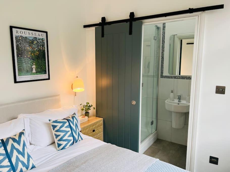 Forge Cottage - Pretty 1 Bedroom Cottage With Free Off Street Parking London Exterior photo